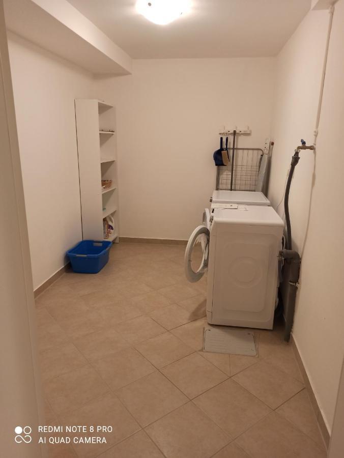 Schoene 77Qm Wohnung In Gehobener Lage Direkt Am Wald Rodenbach  Εξωτερικό φωτογραφία