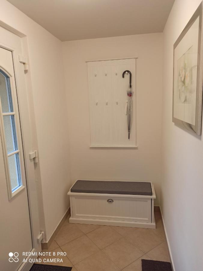 Schoene 77Qm Wohnung In Gehobener Lage Direkt Am Wald Rodenbach  Εξωτερικό φωτογραφία